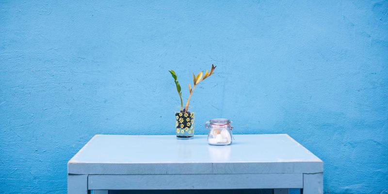 揭秘光学级塑料制品精密注塑:从模具加工到瑕疵控制的决胜工艺