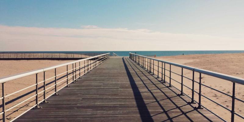 食品级塑料定制指南：从模具加工到材料选择，如何规避健康风险